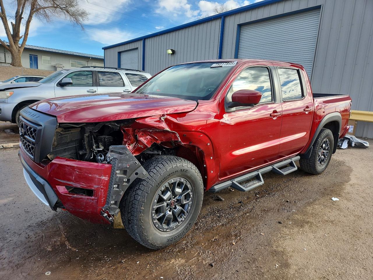 NISSAN FRONTIER 2024