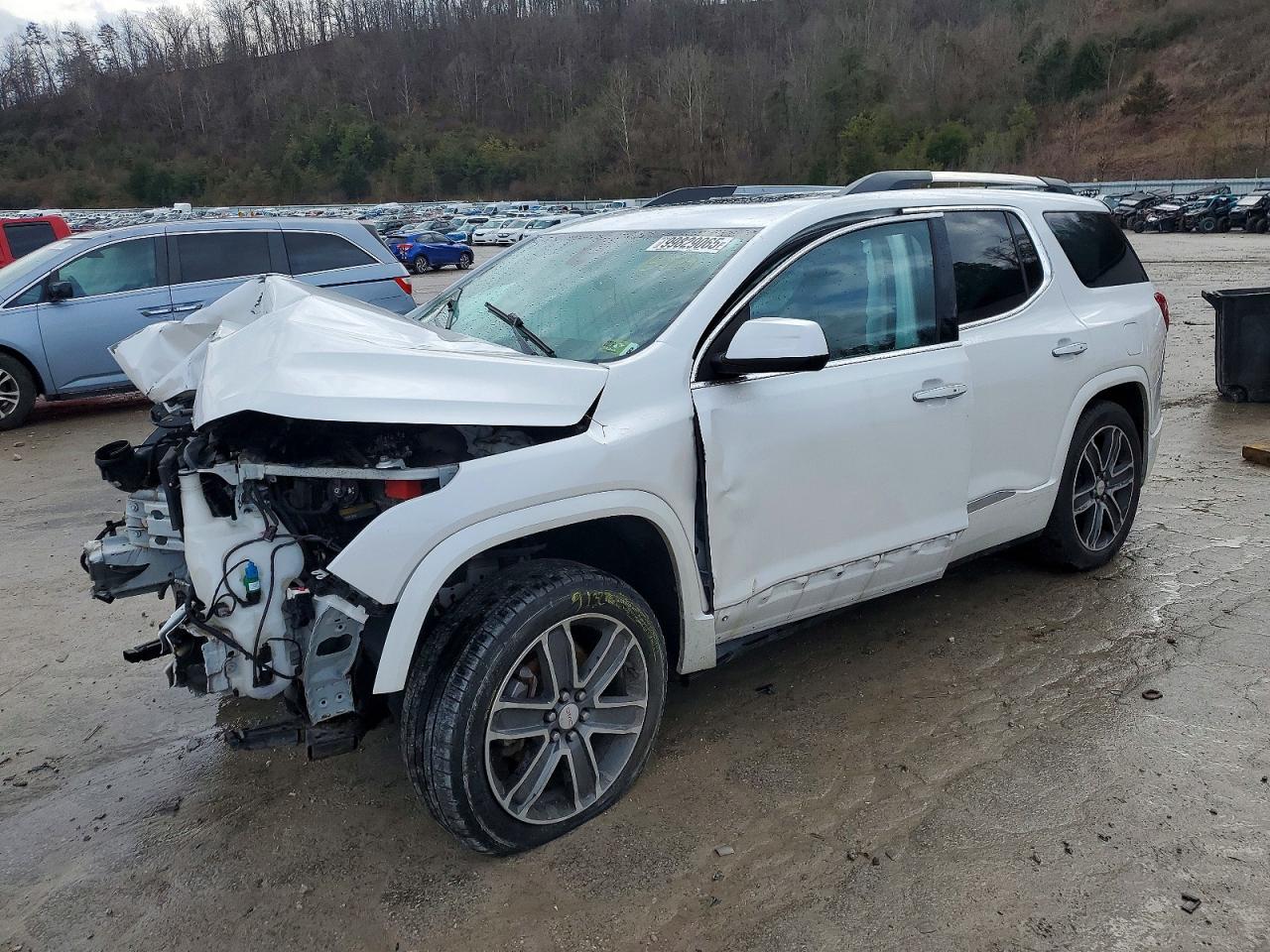 GMC ACADIA 2017