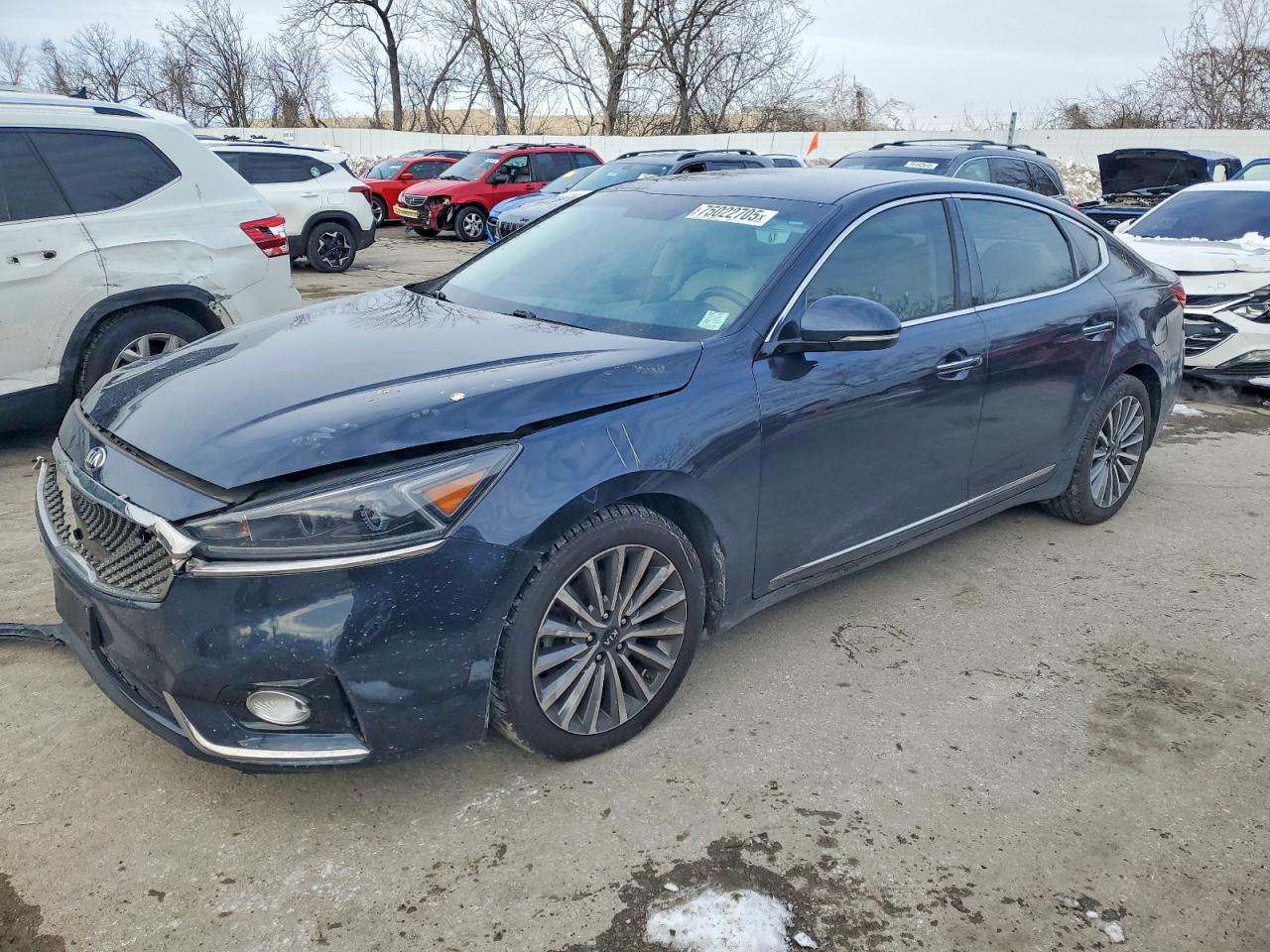 KIA CADENZA 2017