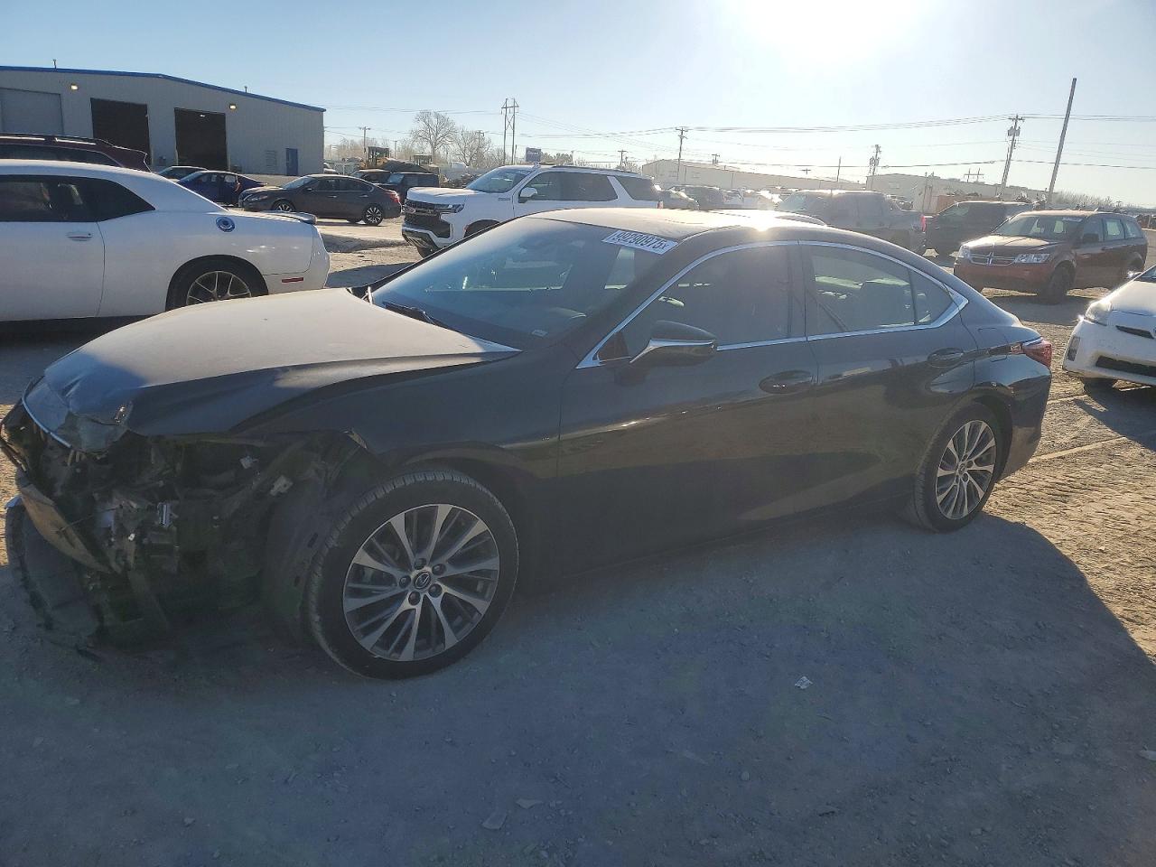 LEXUS ES 2019