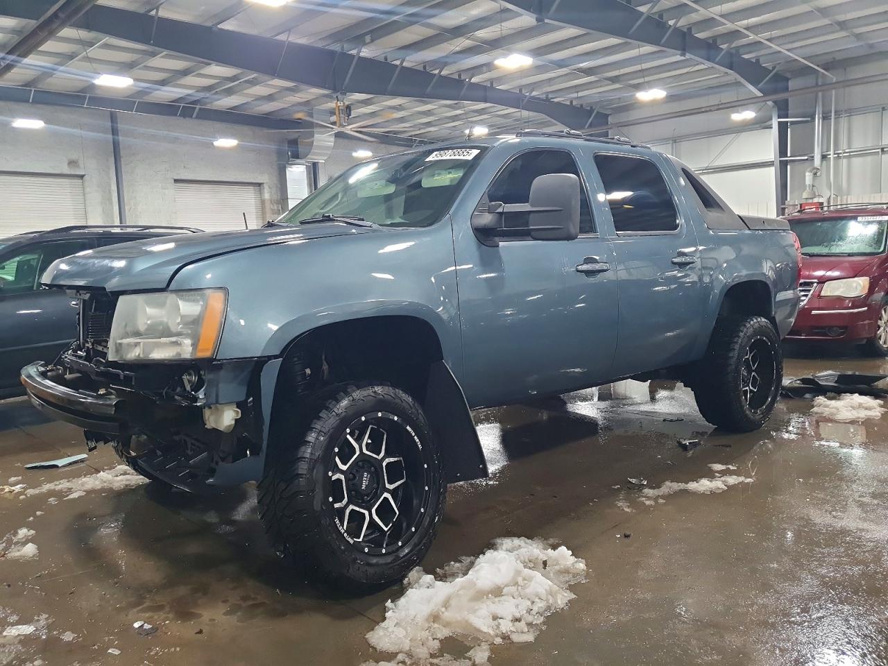 CHEVROLET AVALANCHE 2011