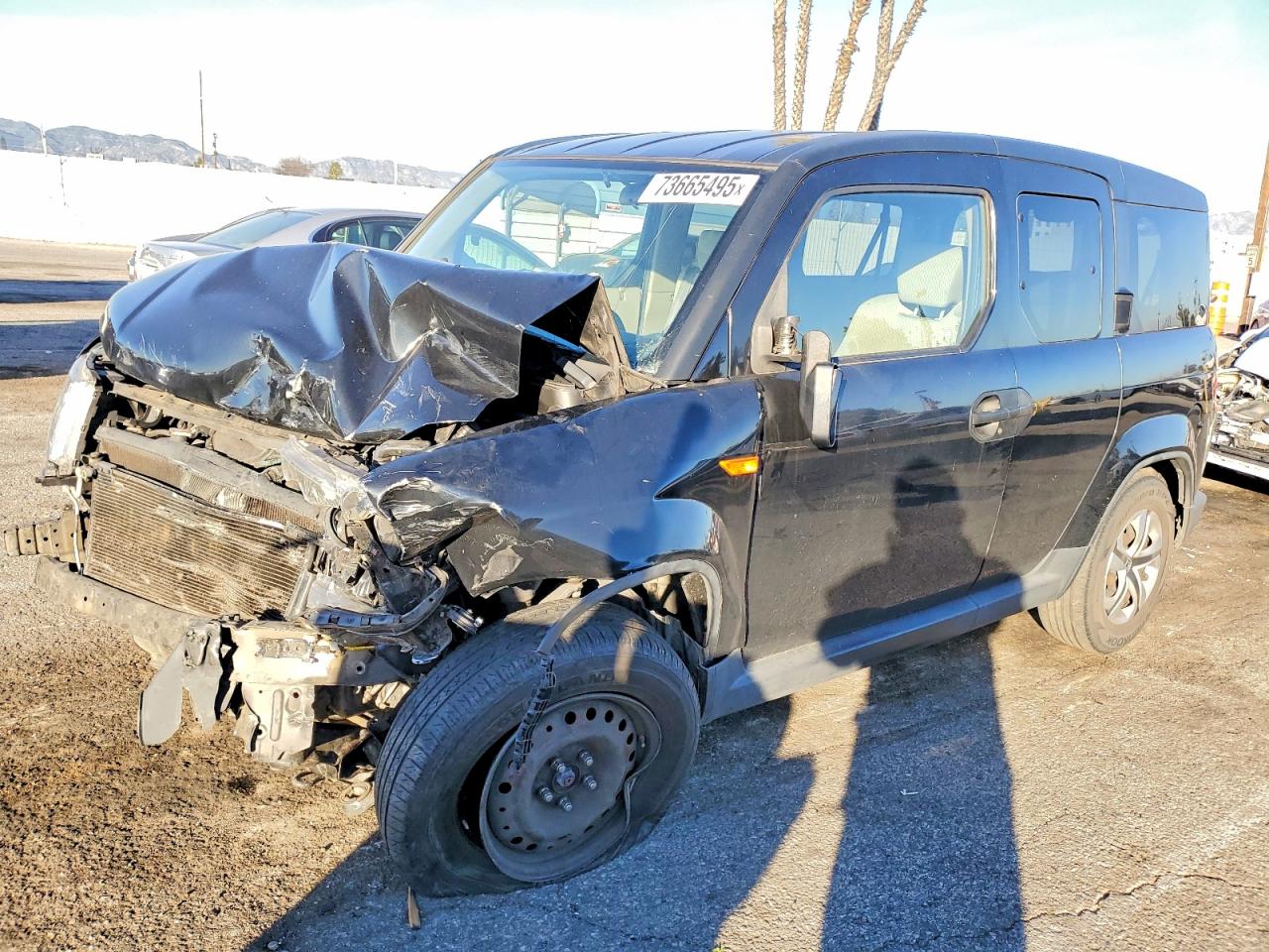 HONDA ELEMENT LX 2011