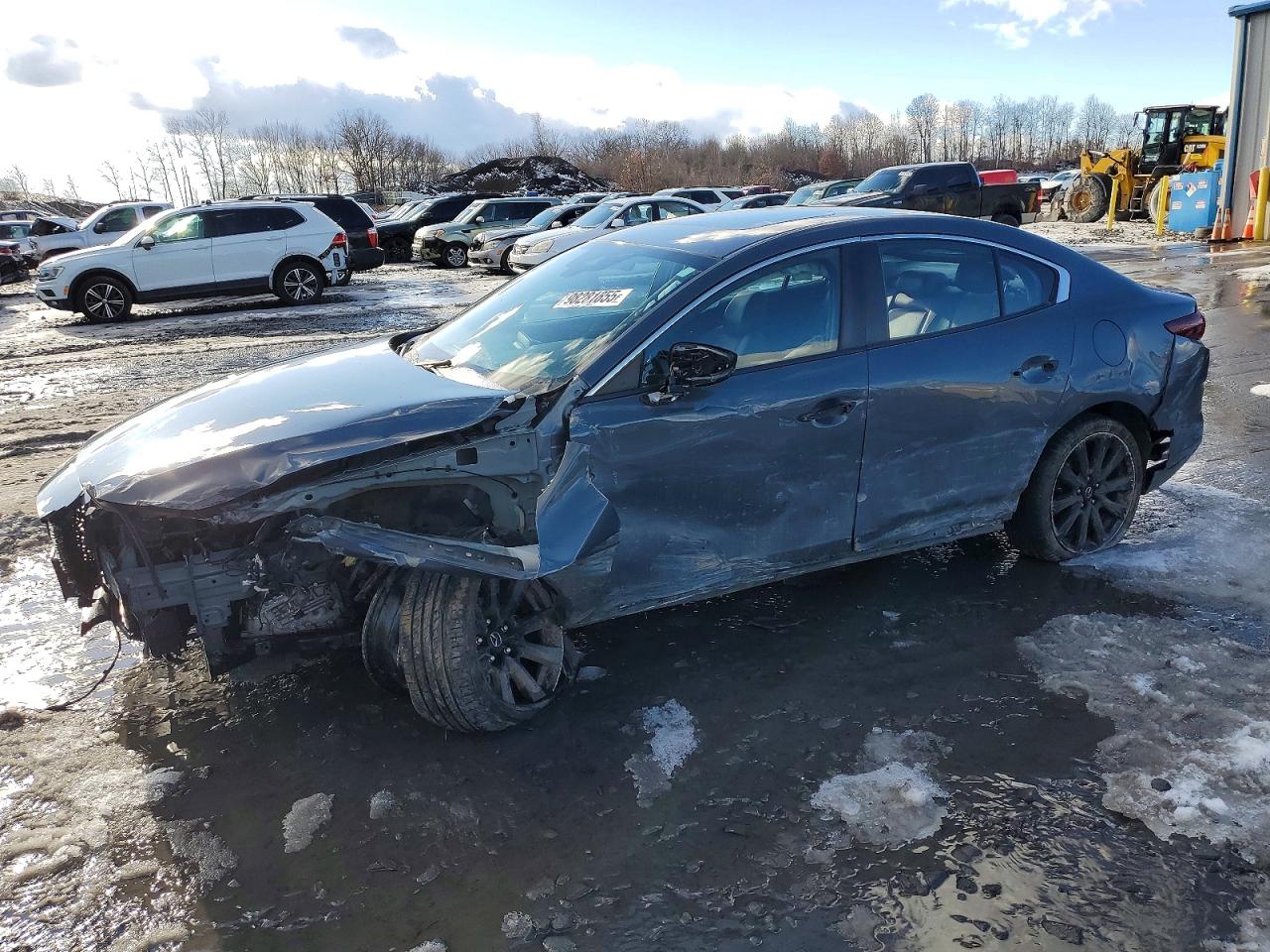 MAZDA 3 2022