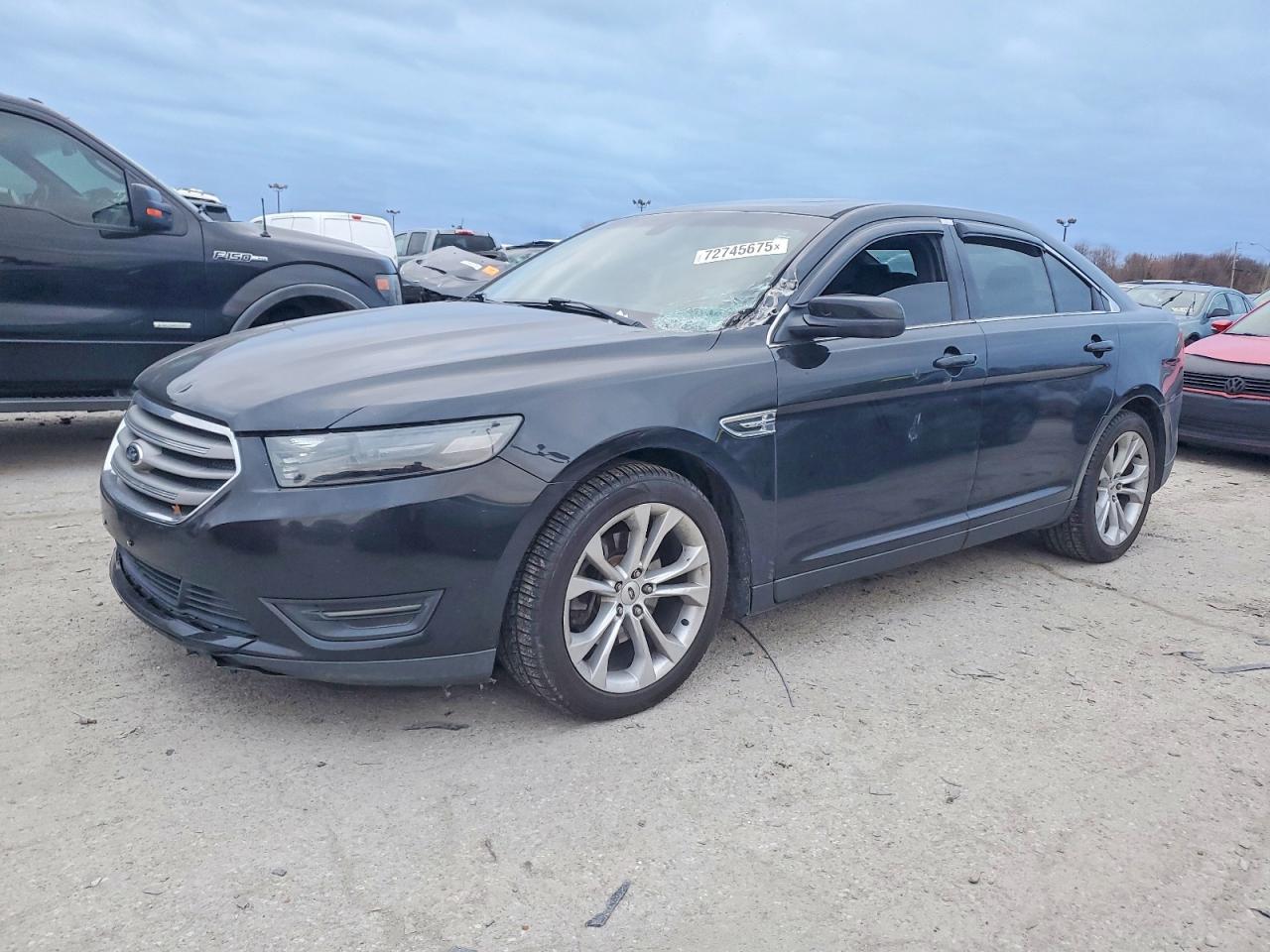 FORD TAURUS 2013