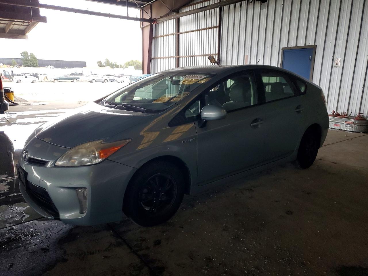 TOYOTA PRIUS 2012