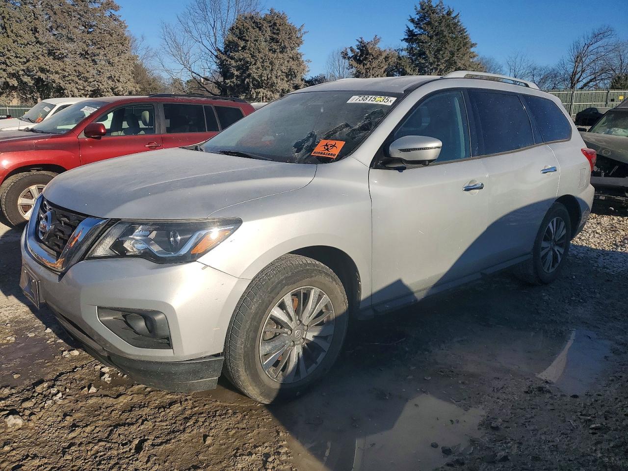 NISSAN PATHFINDER 2019
