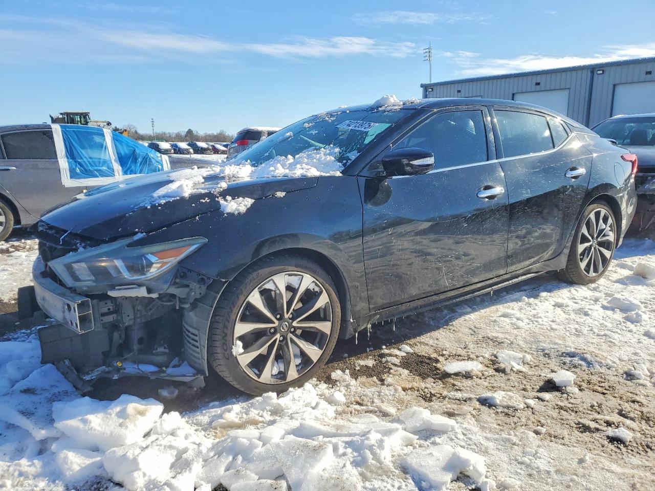 NISSAN MAXIMA 2016