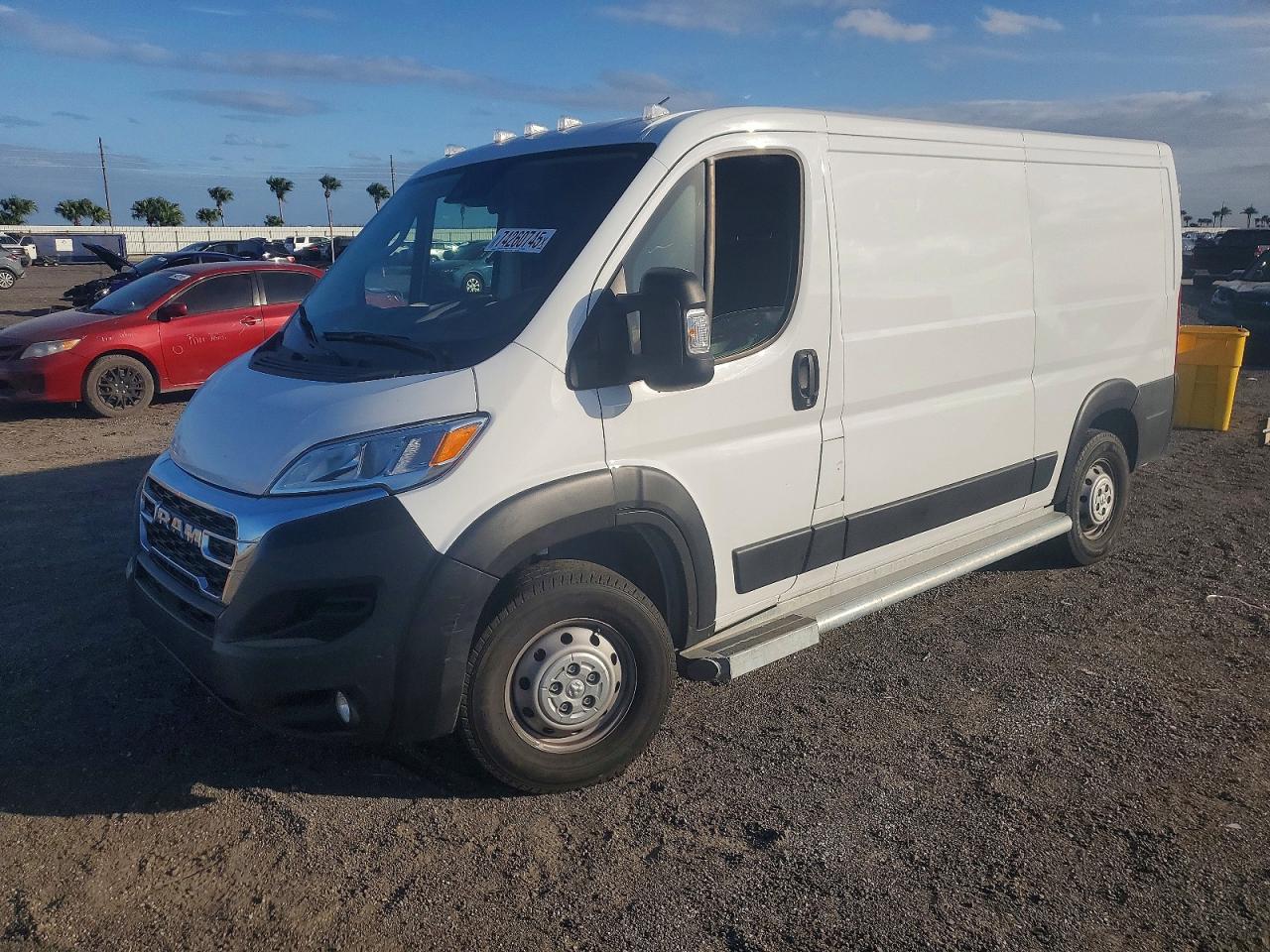 RAM PROMASTER 2023