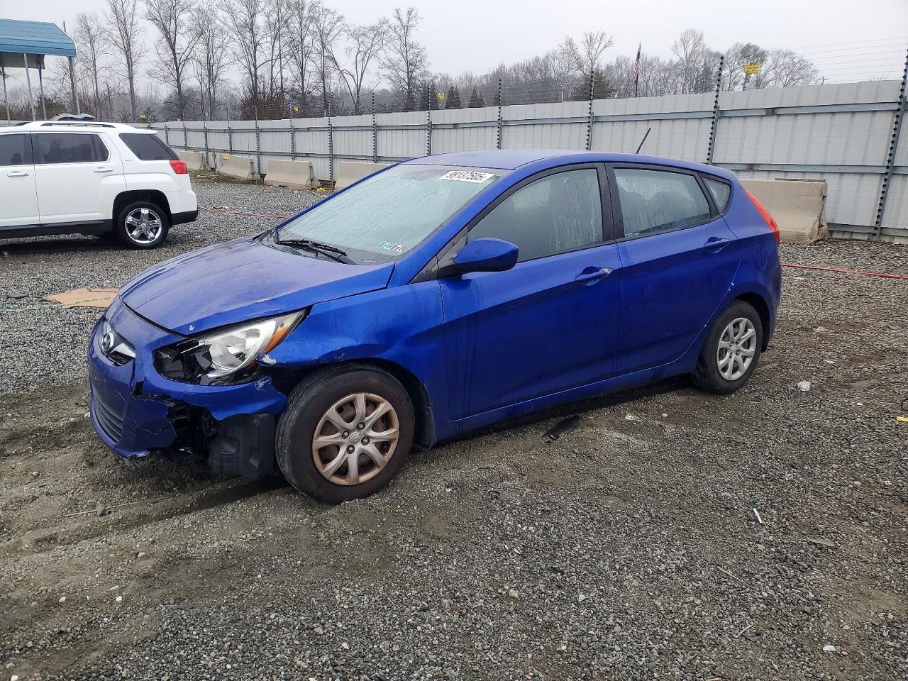 HYUNDAI ACCENT 2013