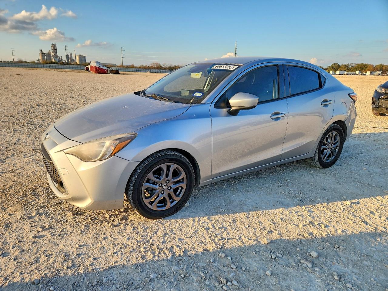 TOYOTA YARIS L 2019