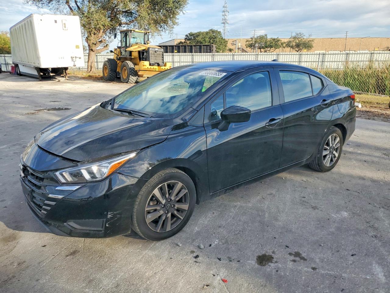 NISSAN VERSA 2023