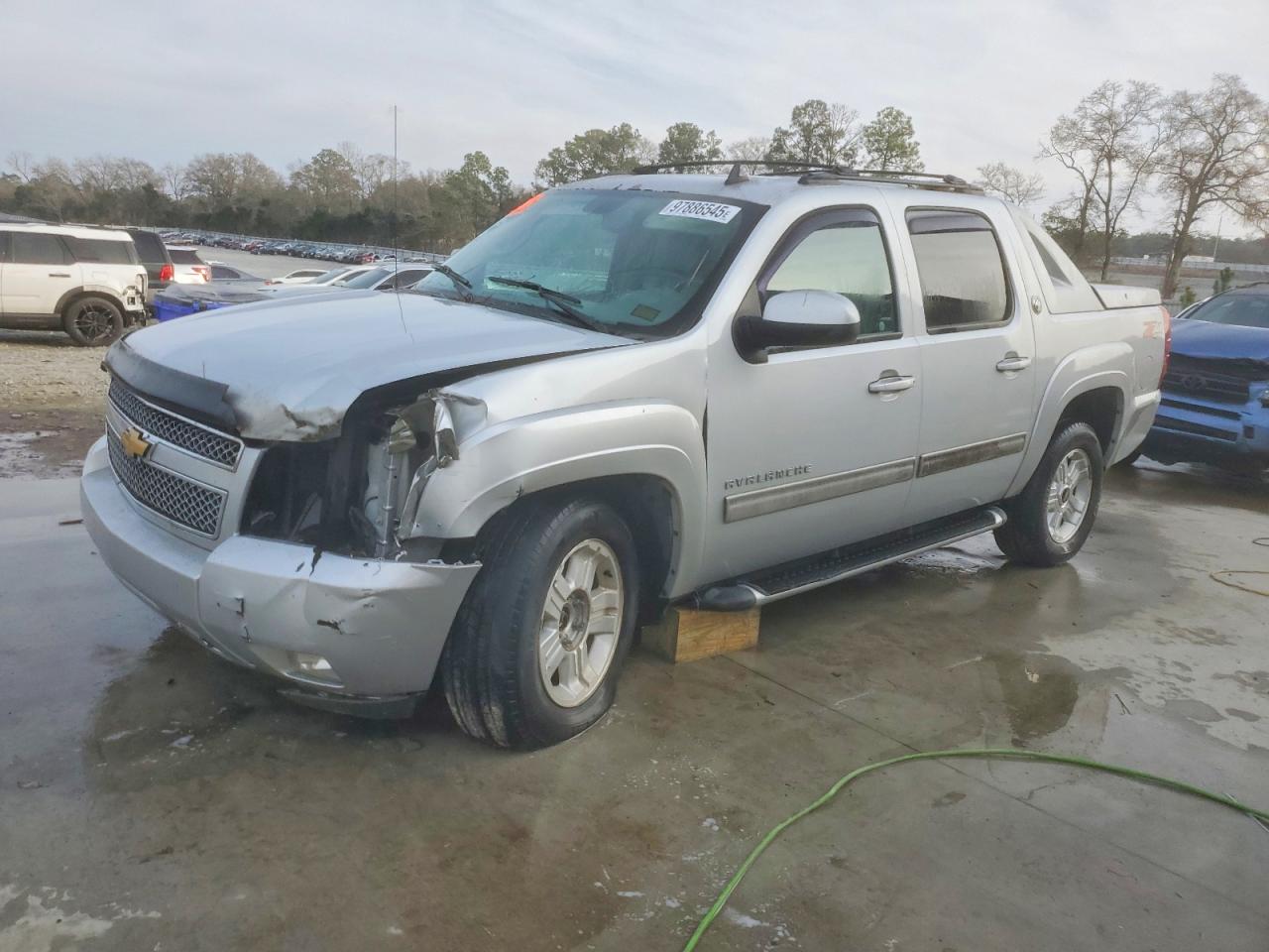 CHEVROLET AVALANCHE 2013