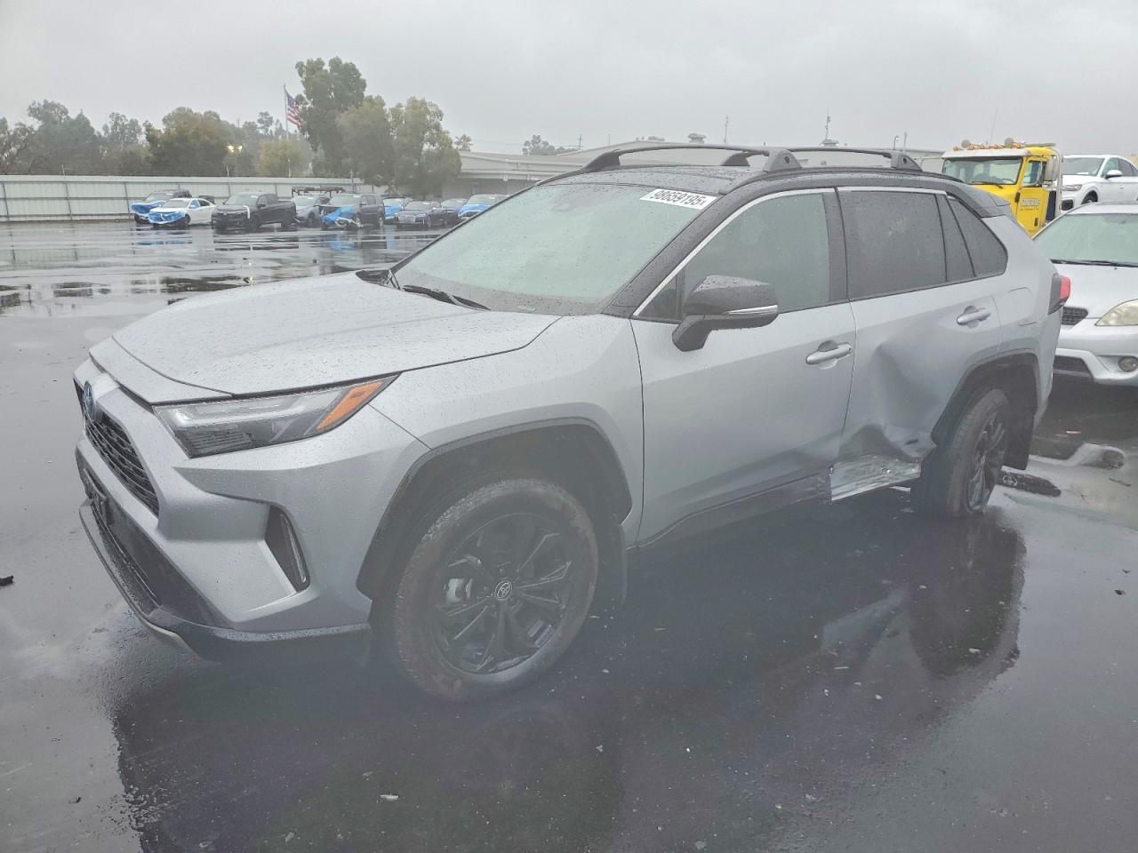 TOYOTA RAV4 2024
