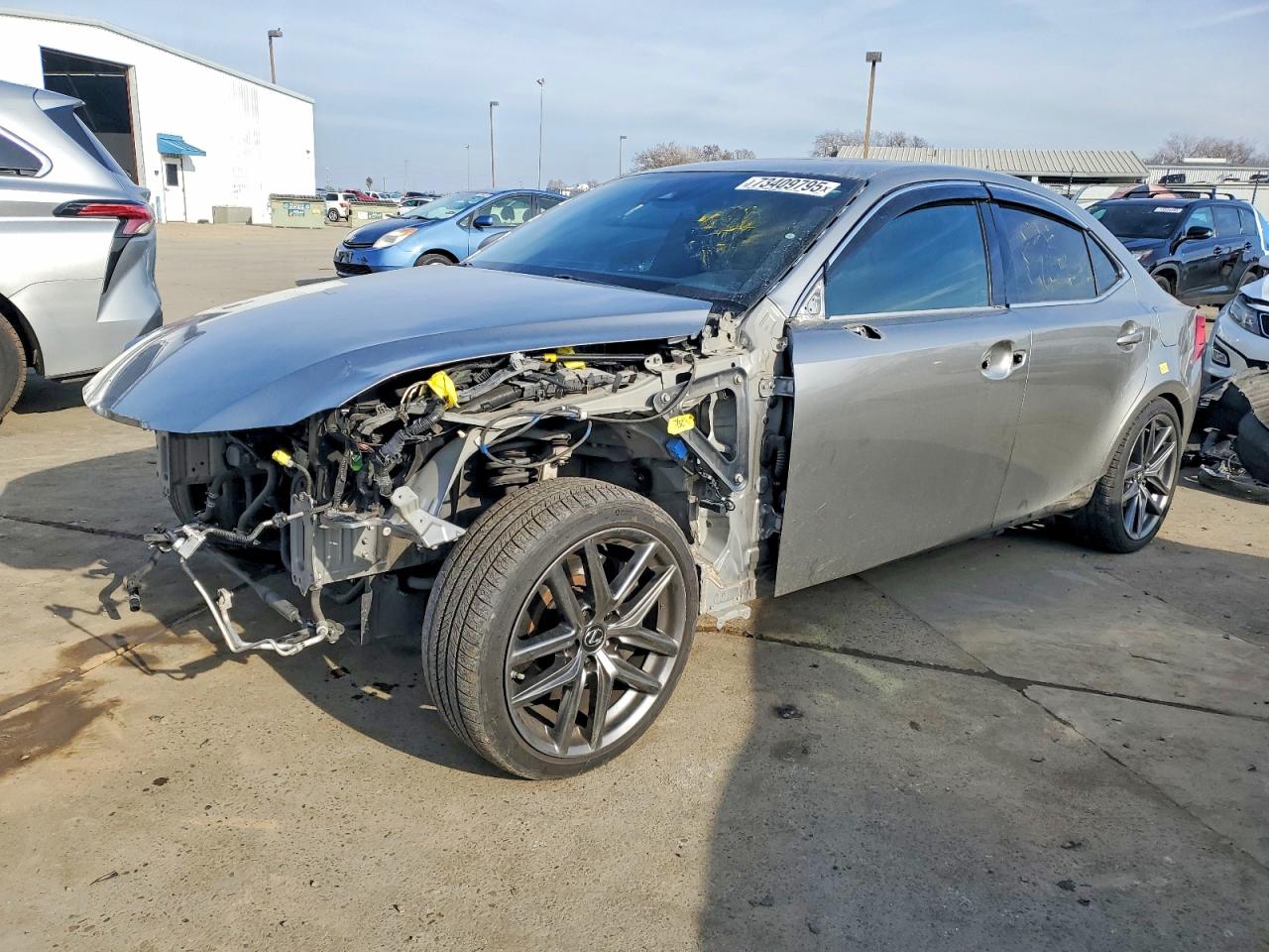 LEXUS IS 2019
