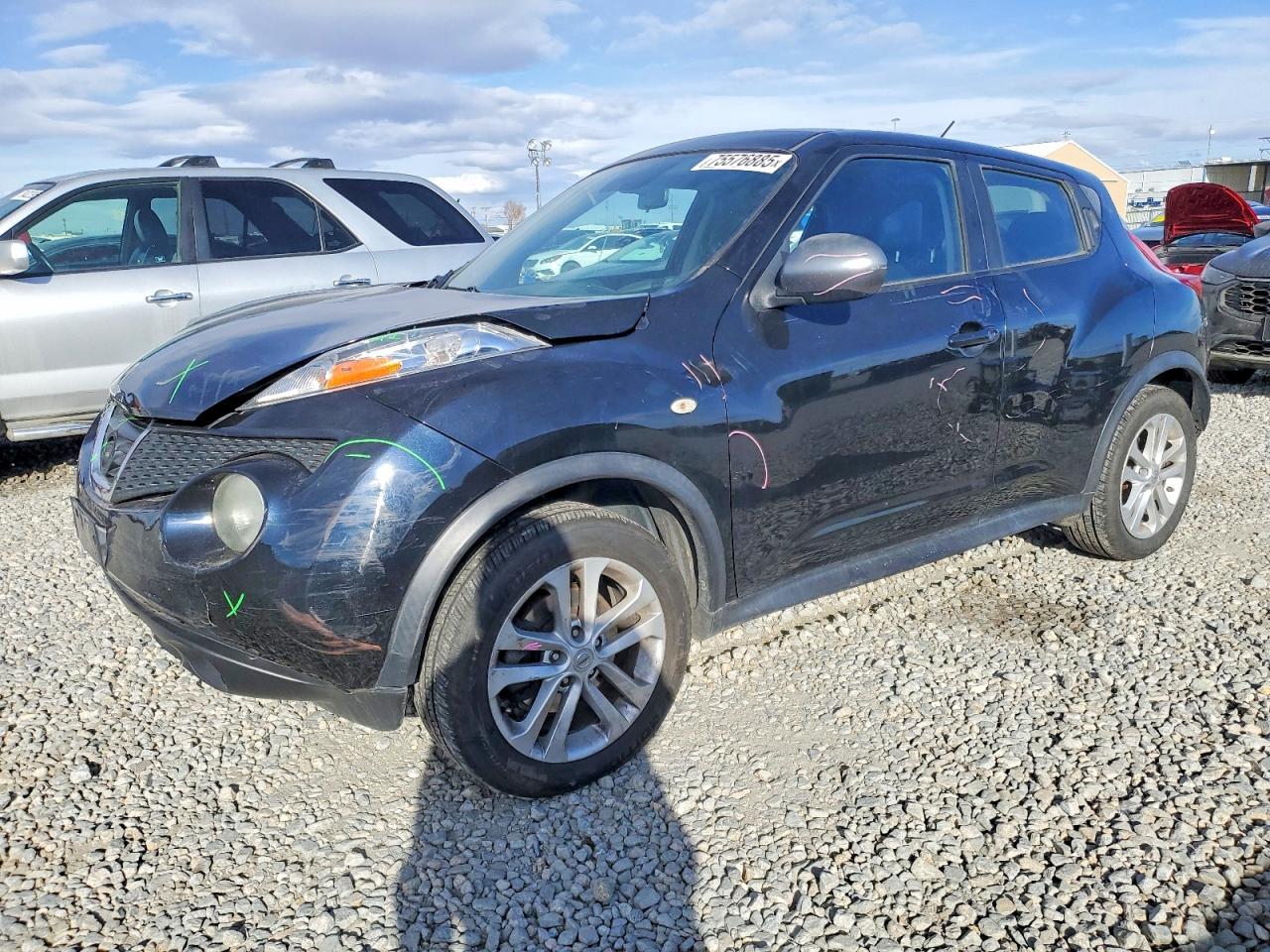 NISSAN JUKE 2013