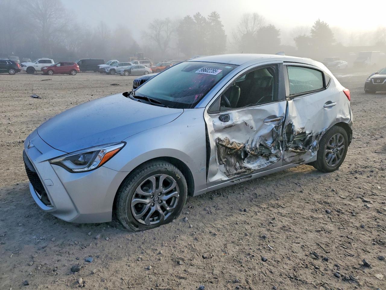 TOYOTA YARIS LE 2020
