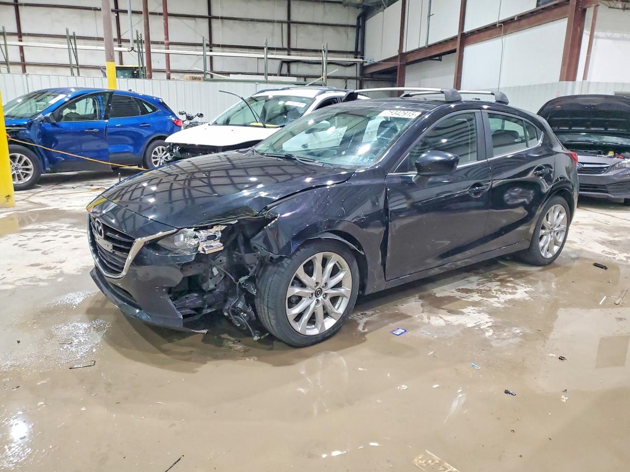 MAZDA 3 2015