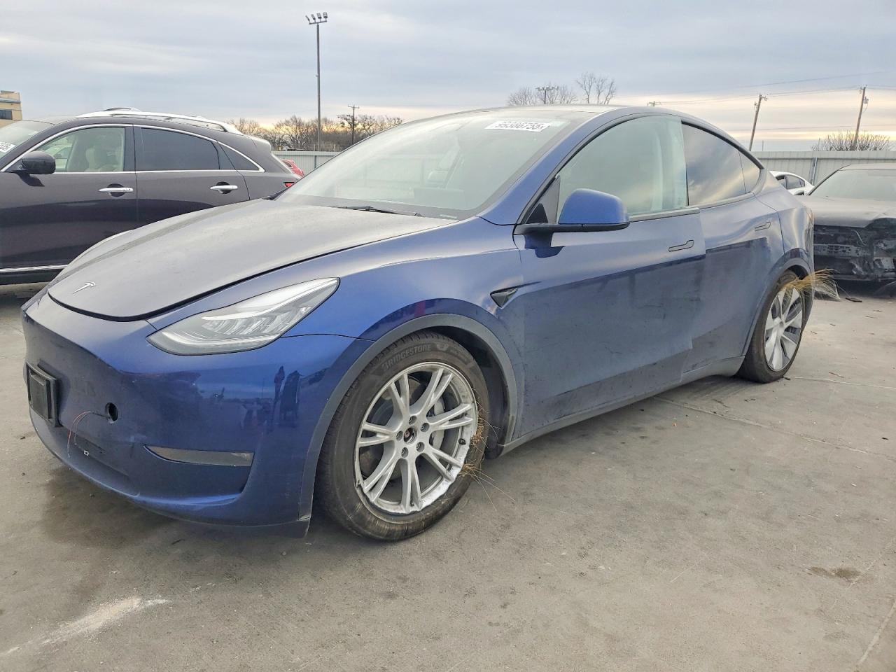 TESLA MODEL Y 2023