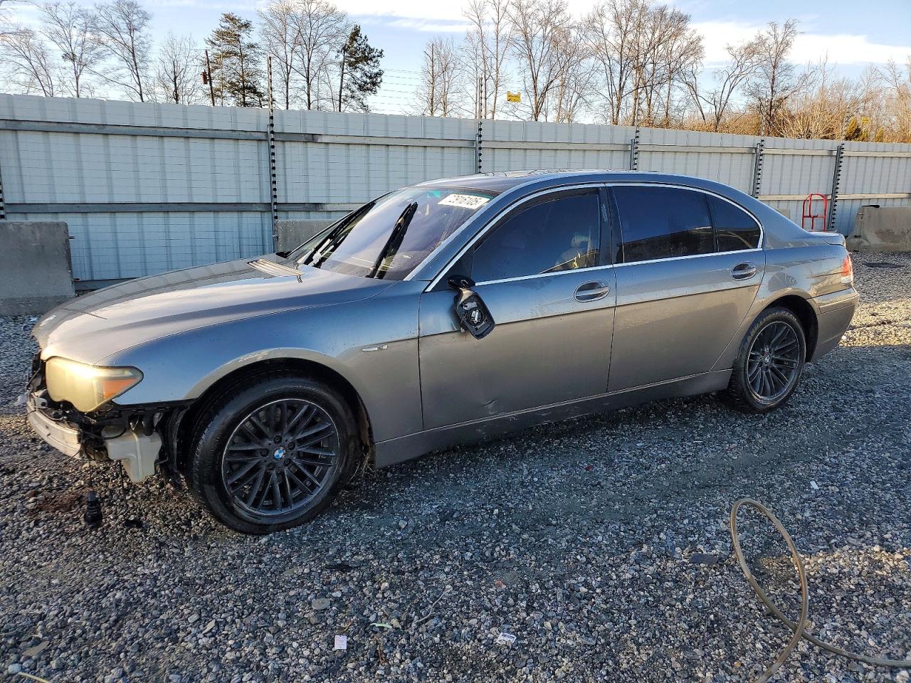 BMW 745 2005