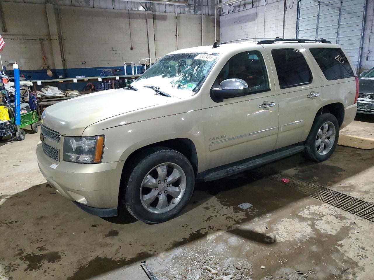 CHEVROLET TAHOE 2011