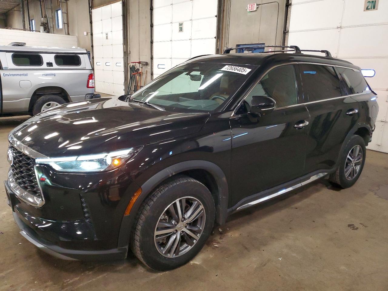 INFINITI QX60 2023