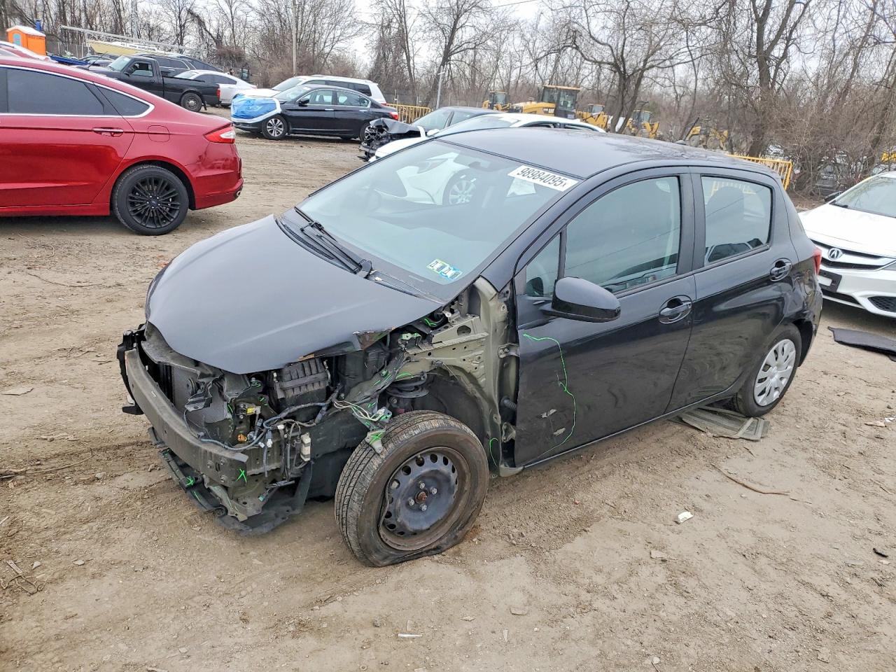 TOYOTA YARIS 2015