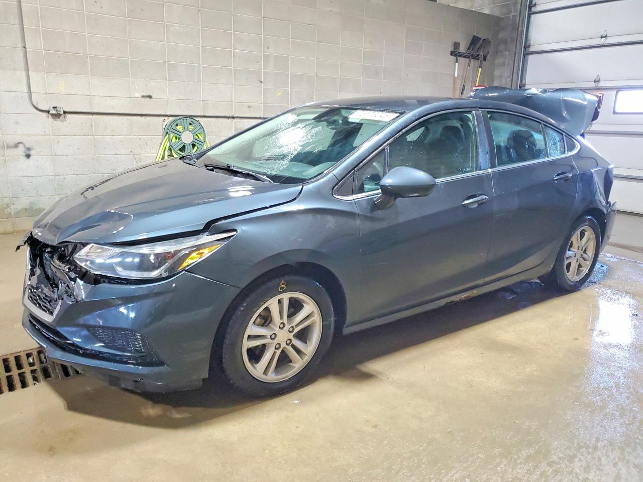 CHEVROLET CRUZE 2017