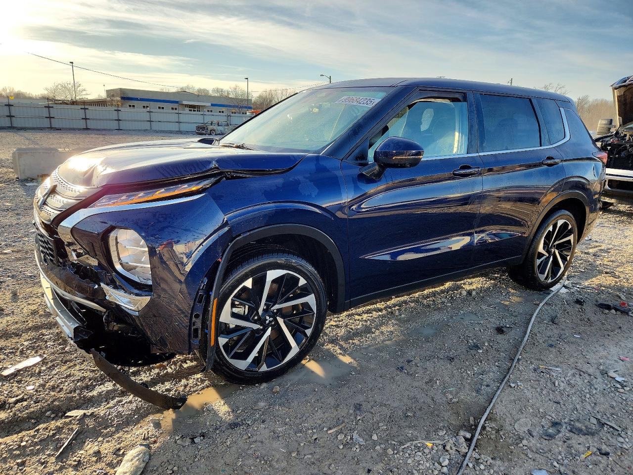 MITSUBISHI OUTLANDER 2024