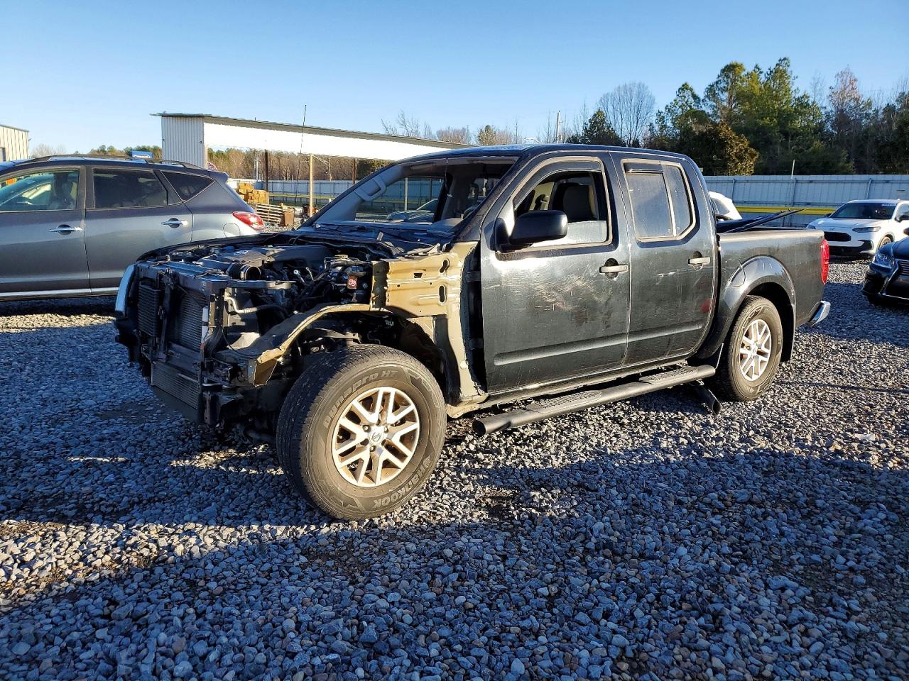 NISSAN FRONTIER 2019
