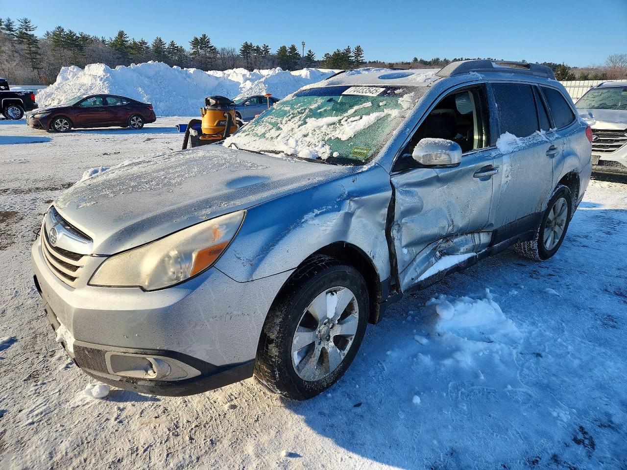 SUBARU OUTBACK 2012