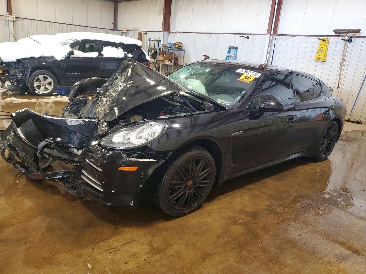 PORSCHE PANAMERA 2016