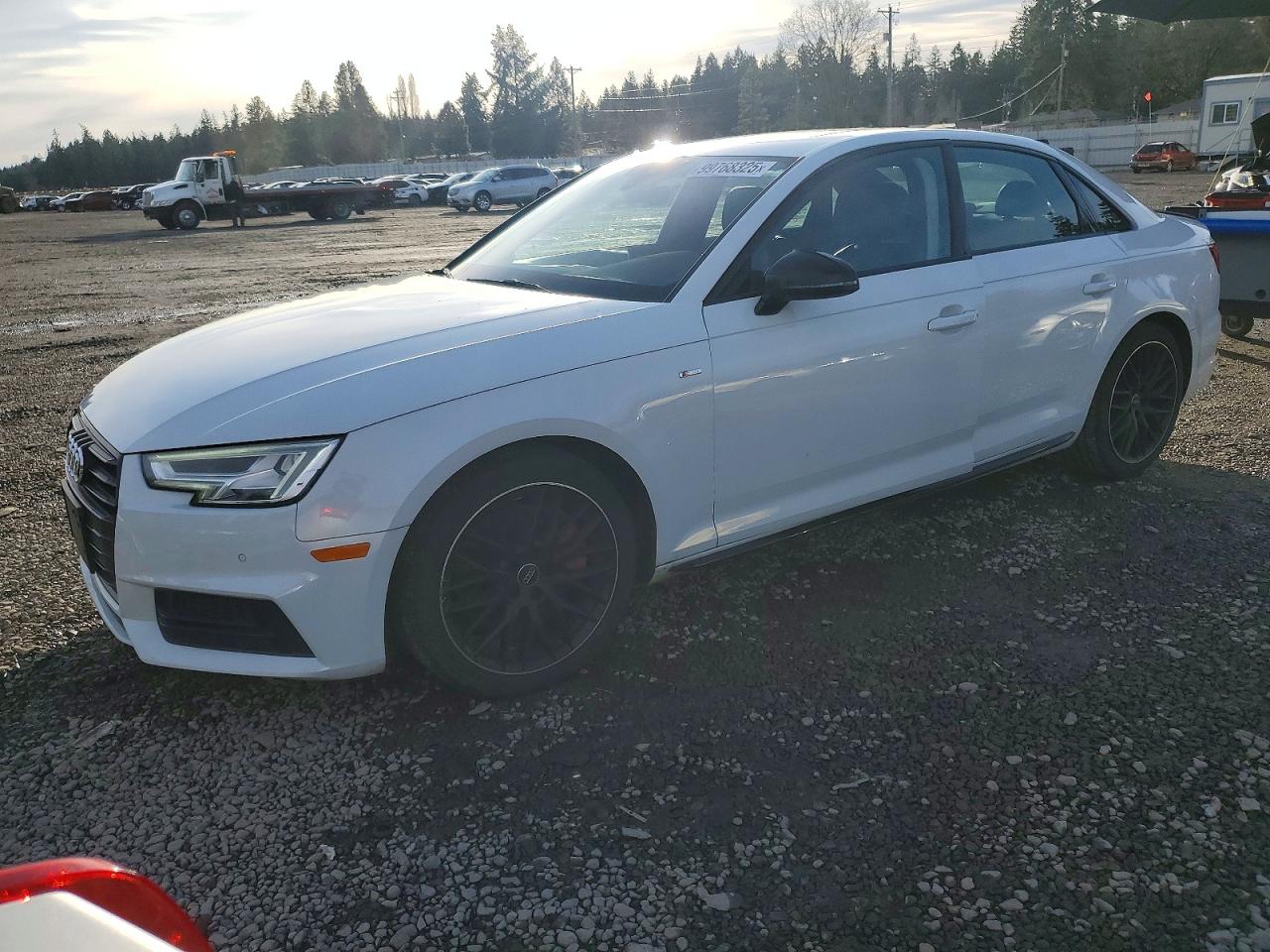 AUDI A4 2018