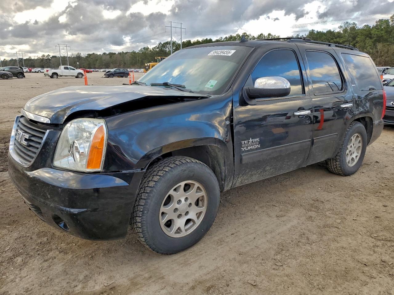 GMC YUKON SLT 2013