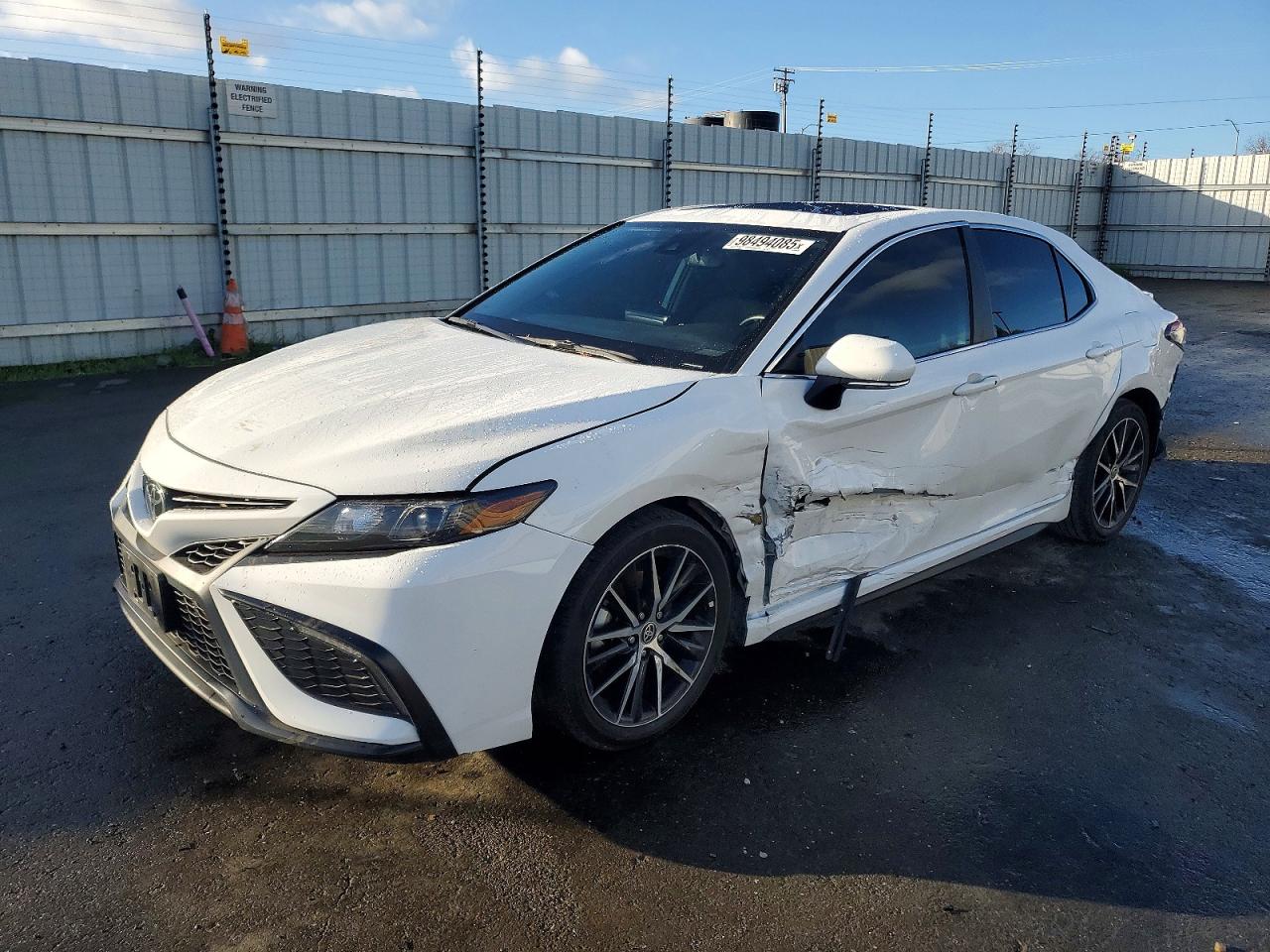 TOYOTA CAMRY 2023