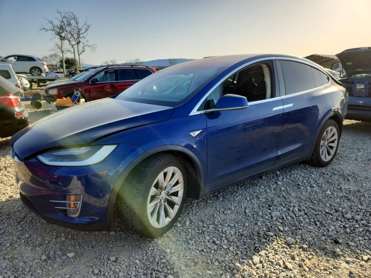 TESLA MODEL X 2016