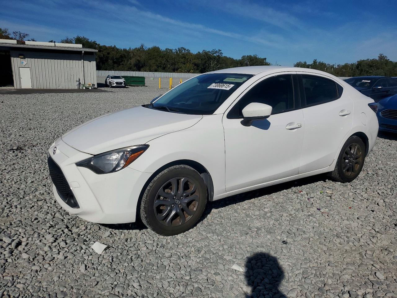 TOYOTA YARIS L 2019
