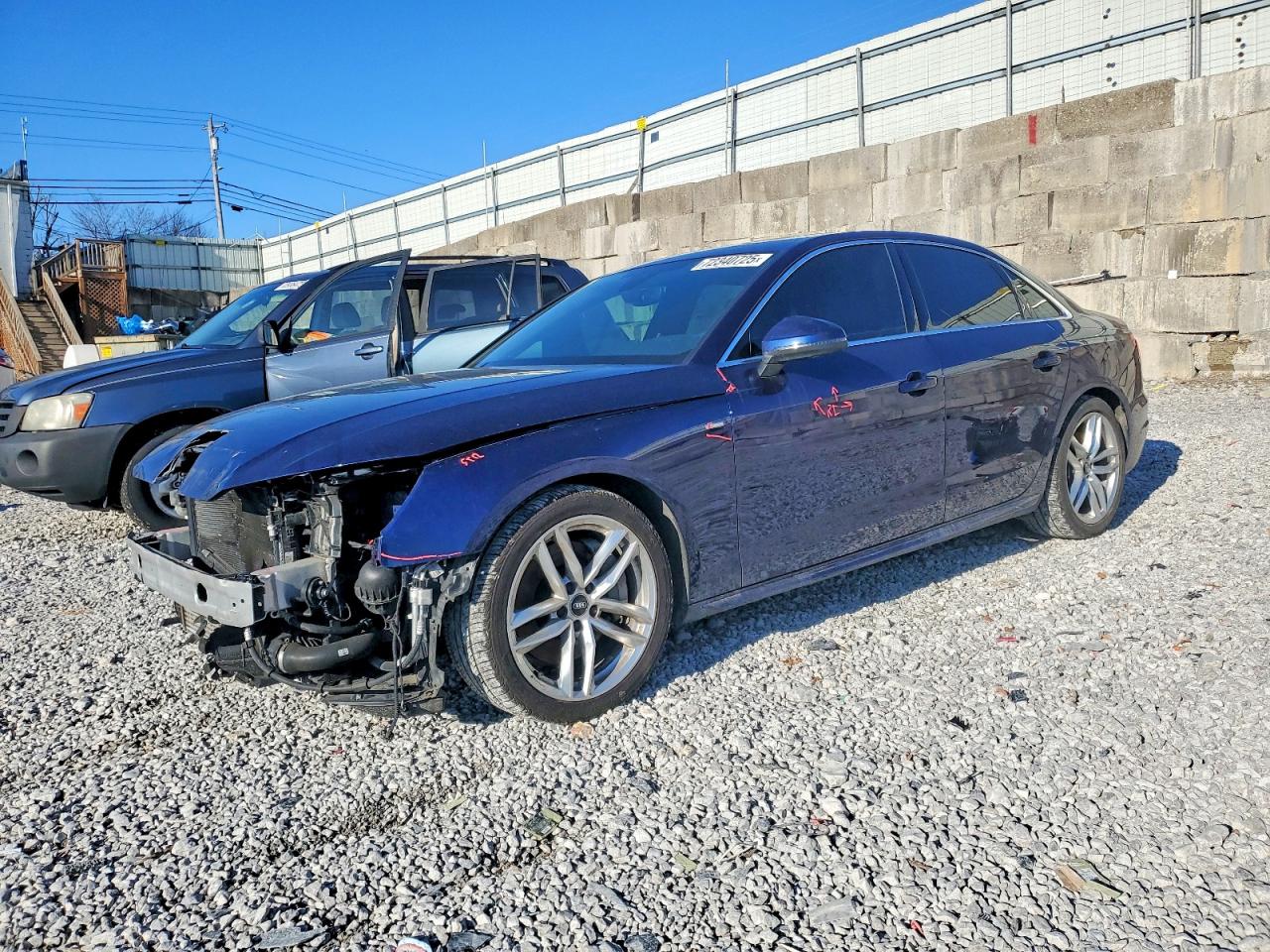 AUDI A4 2021