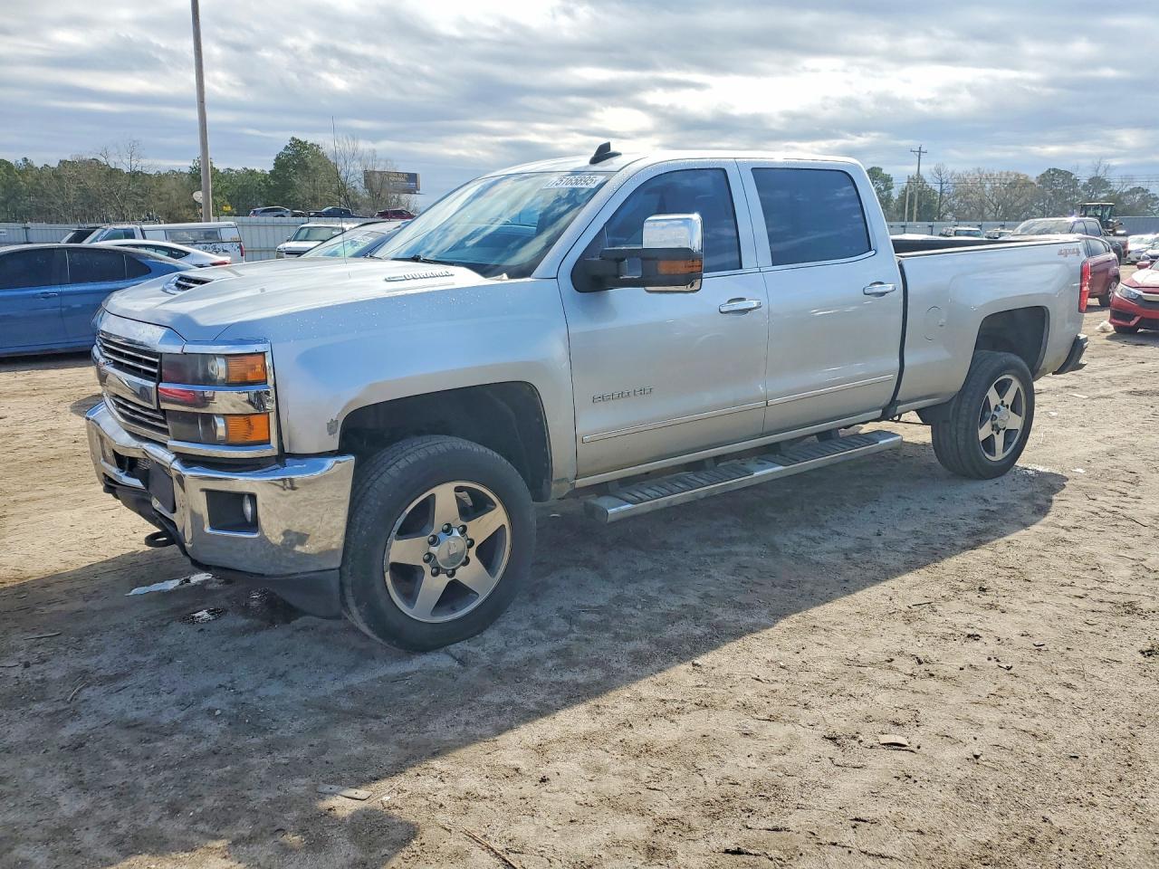 CHEVROLET SILVERADO 2018