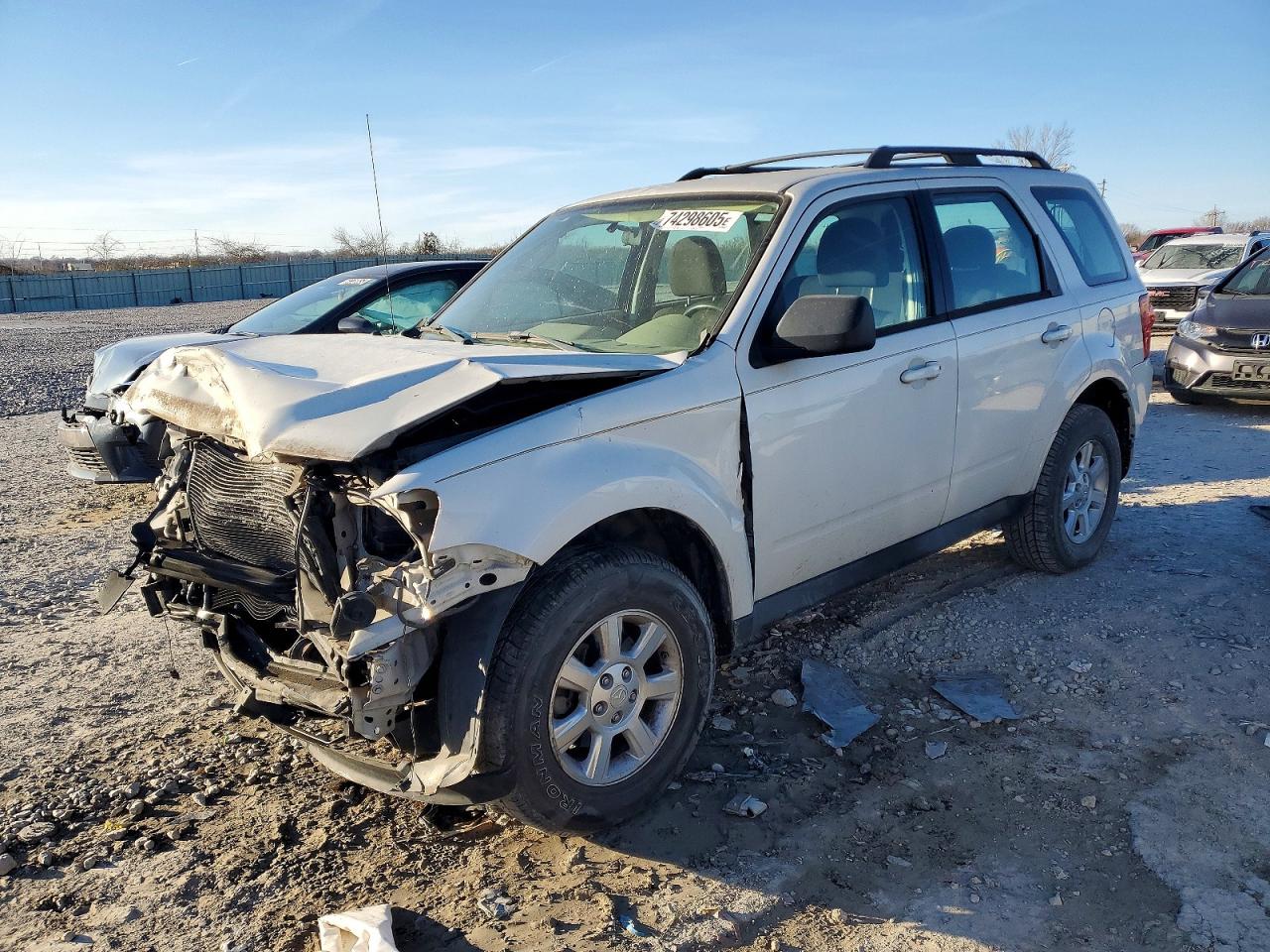 MAZDA TRIBUTE 2009