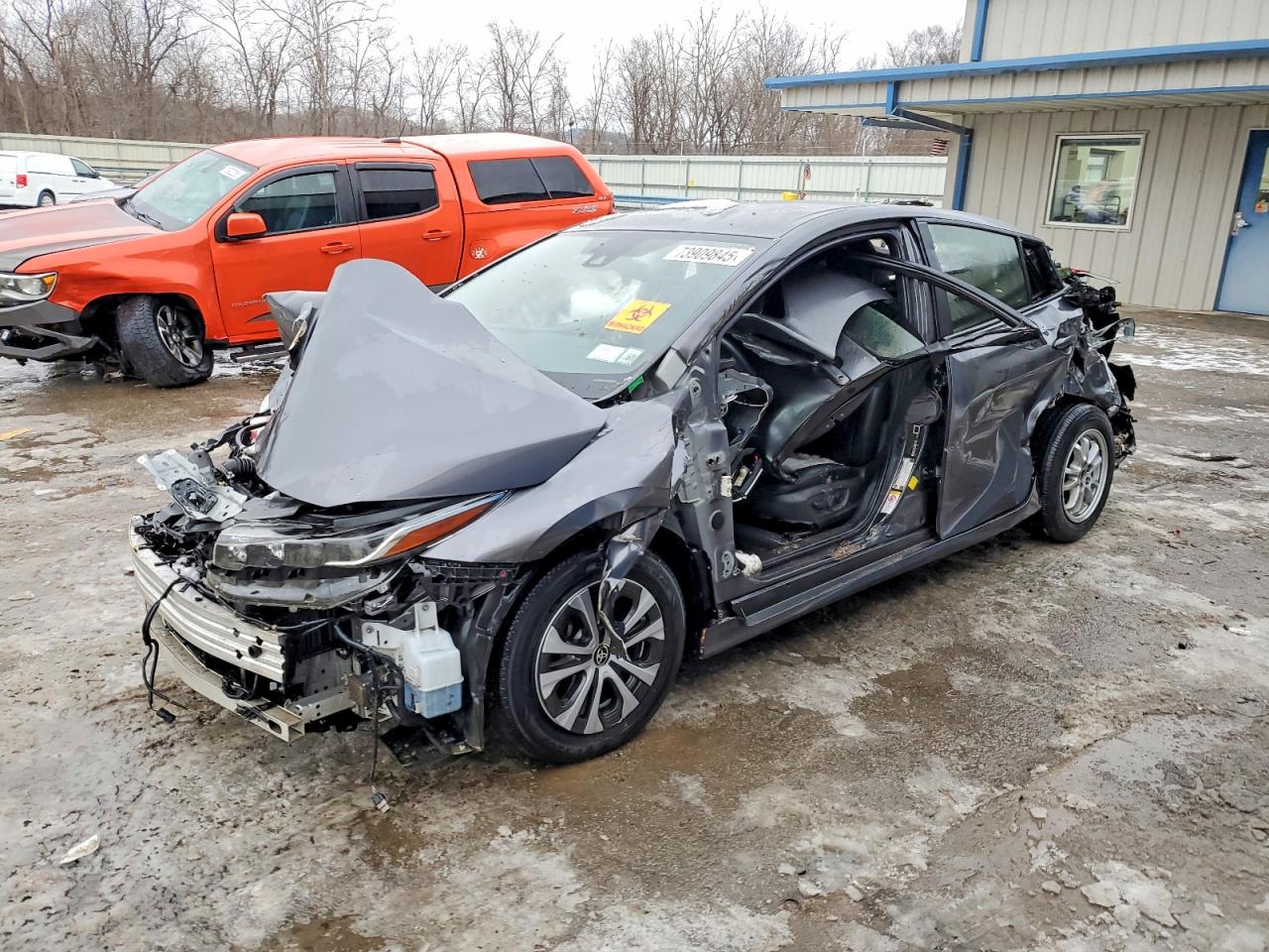 TOYOTA PRIUS PRIME 2022