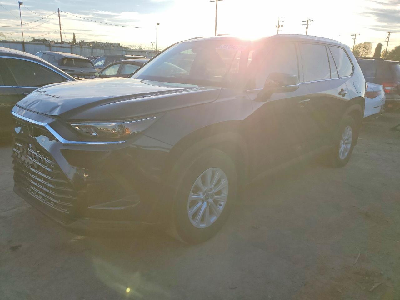 TOYOTA GRAND HIGHLANDER 2024