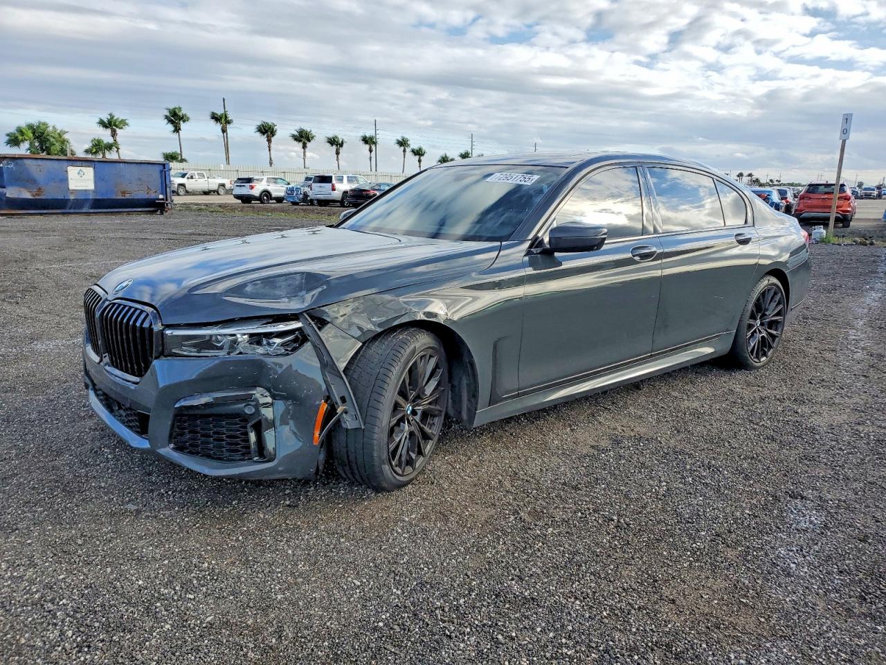 BMW 740 2022