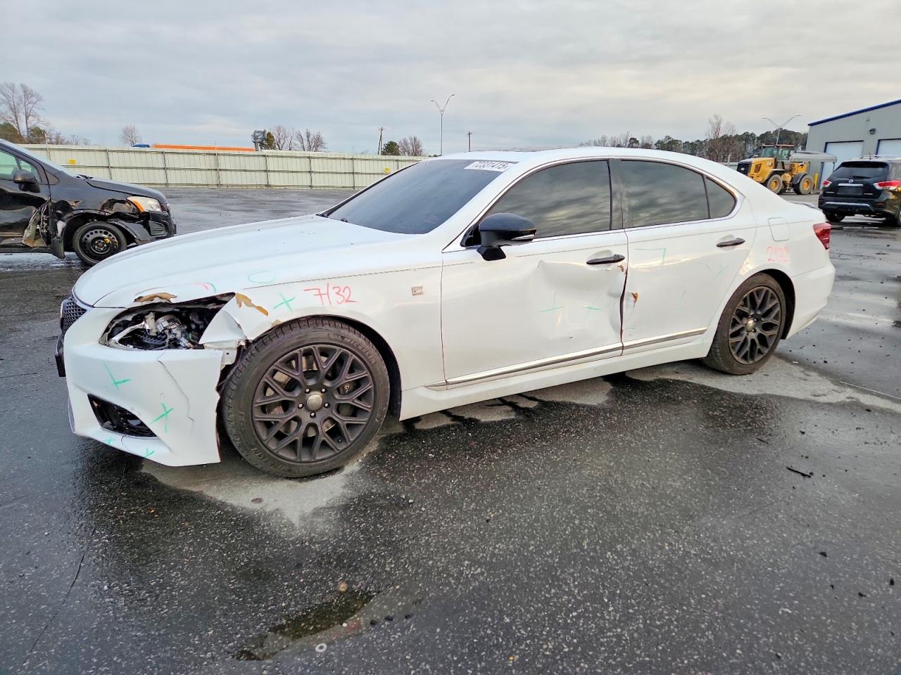 LEXUS LS 2015