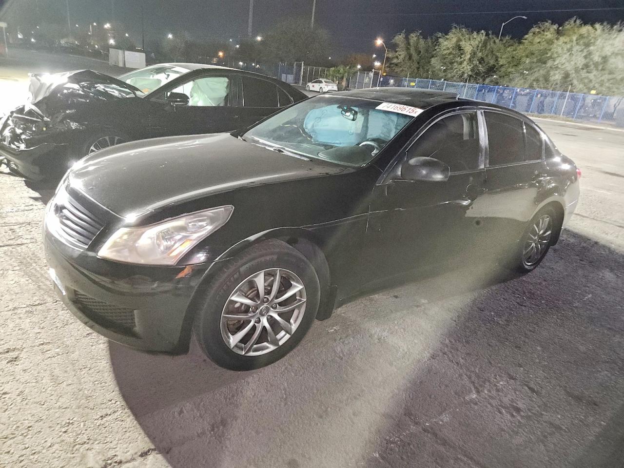 INFINITI G35 2008
