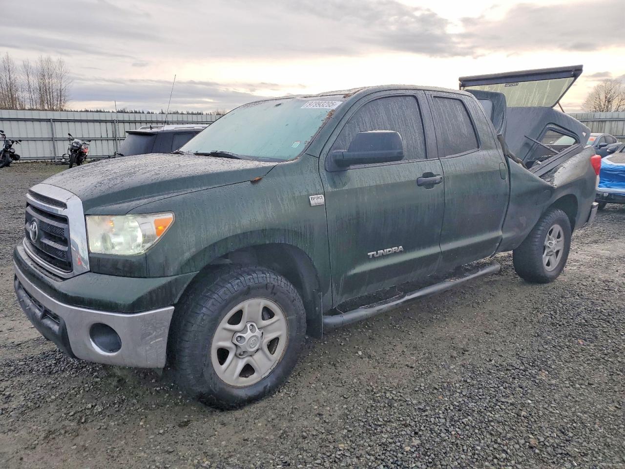 TOYOTA TUNDRA DOU 2010