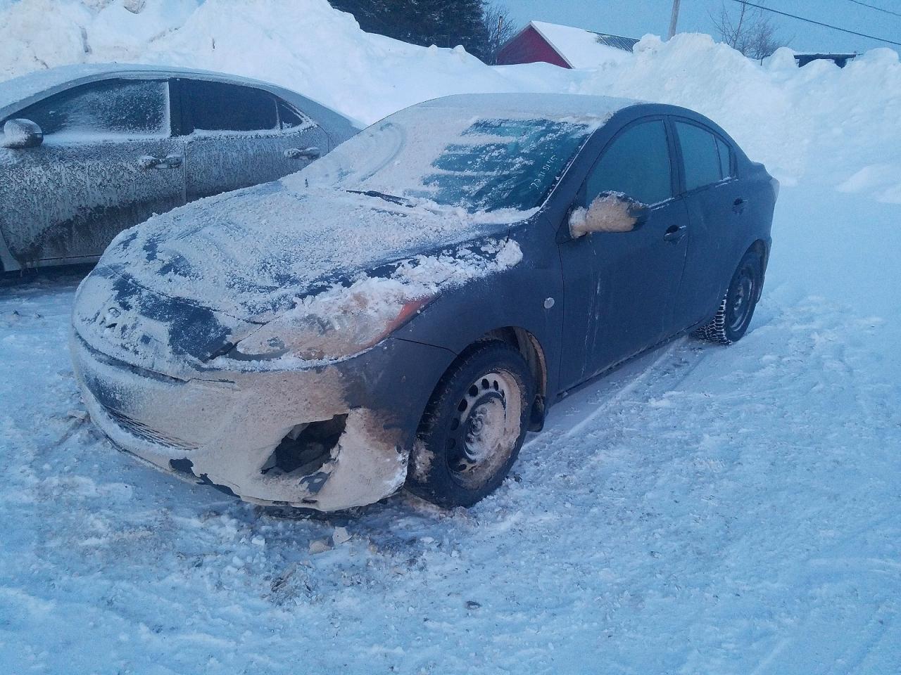 MAZDA 3 2010