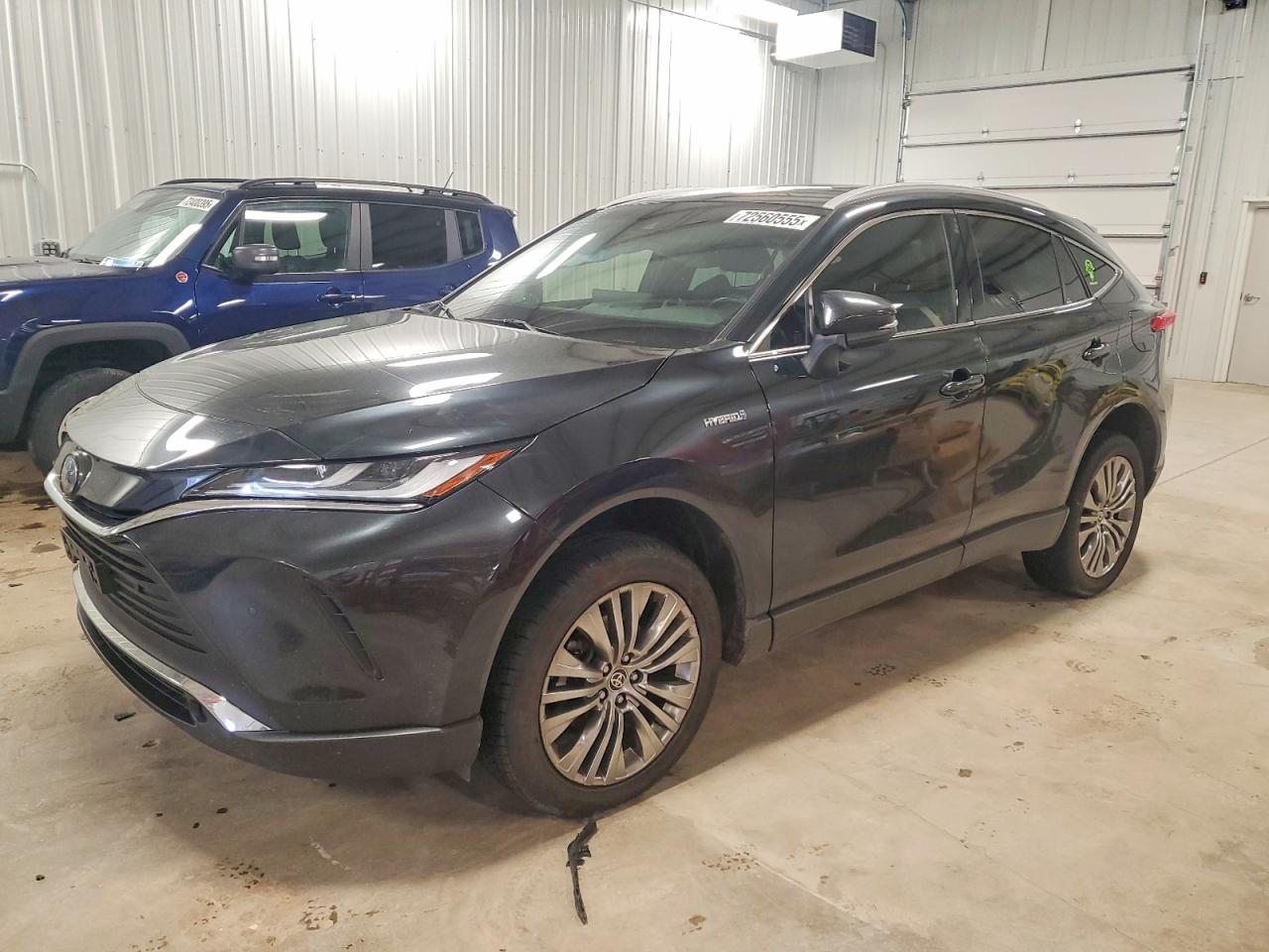 TOYOTA VENZA LE 2021