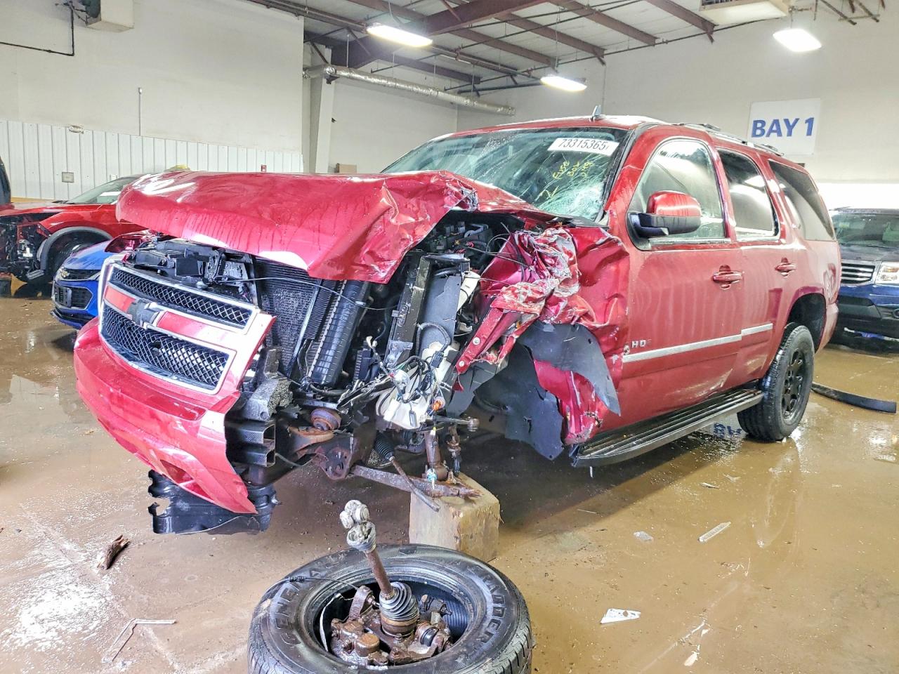 CHEVROLET TAHOE 2011