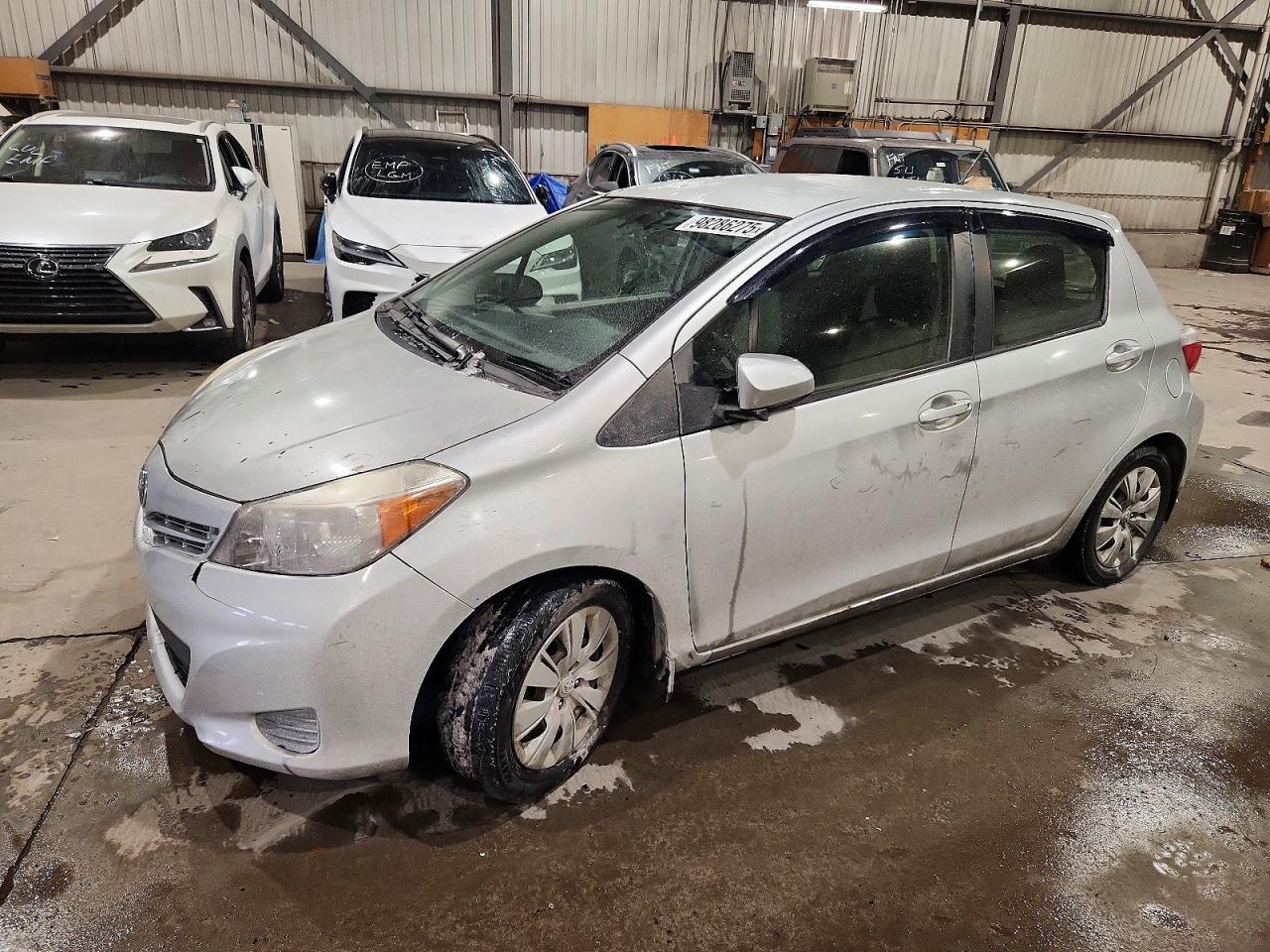 TOYOTA YARIS 2012