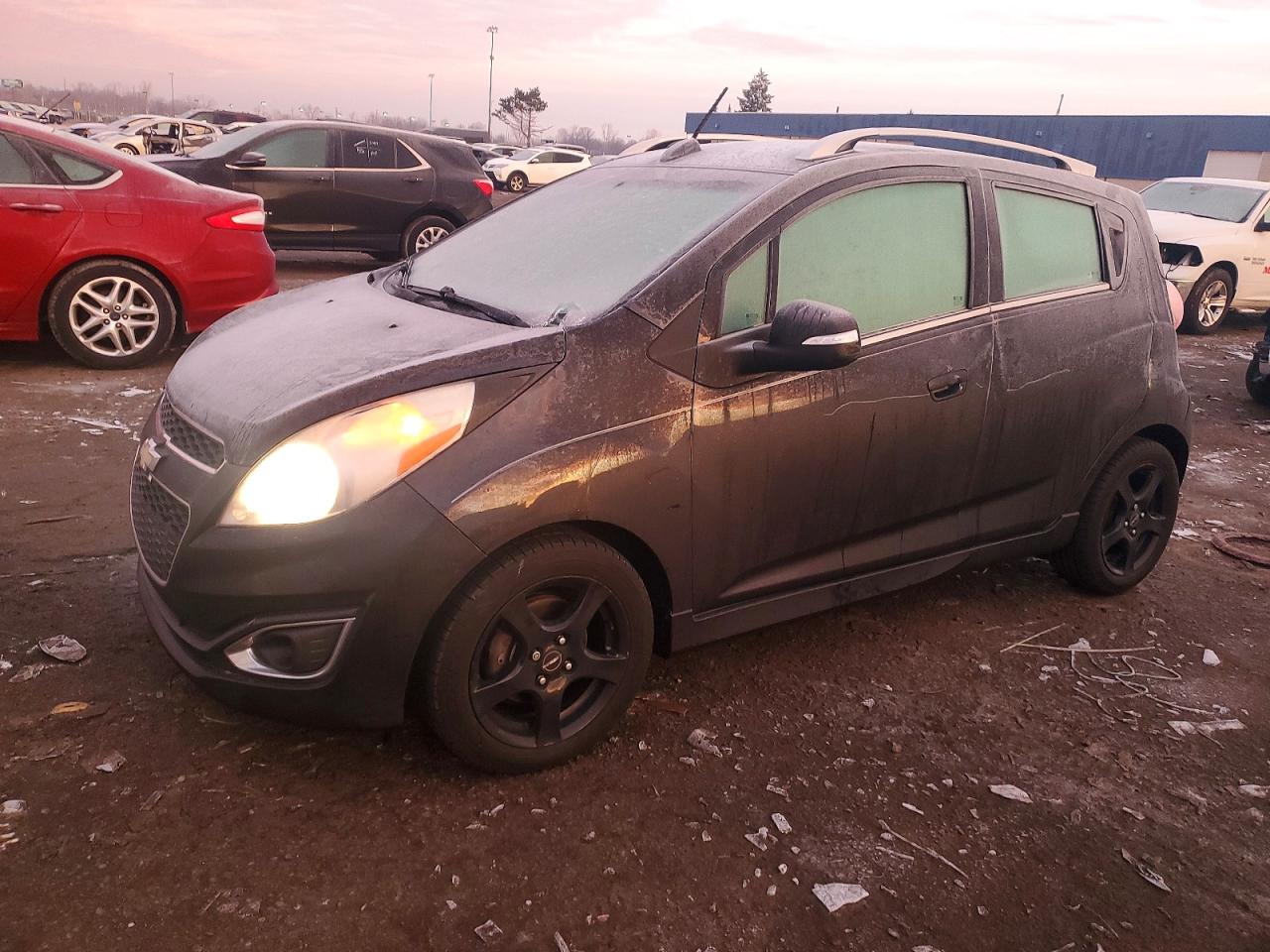 CHEVROLET SPARK 2LT 2015